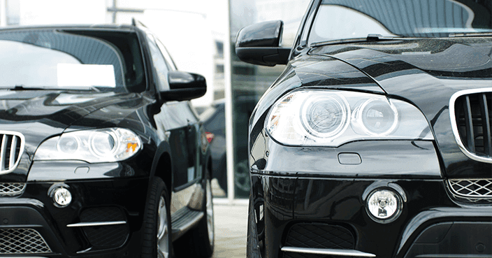 SUV_vs_Kombi_BMW_Black_Car_Schwarze_Autos704x396